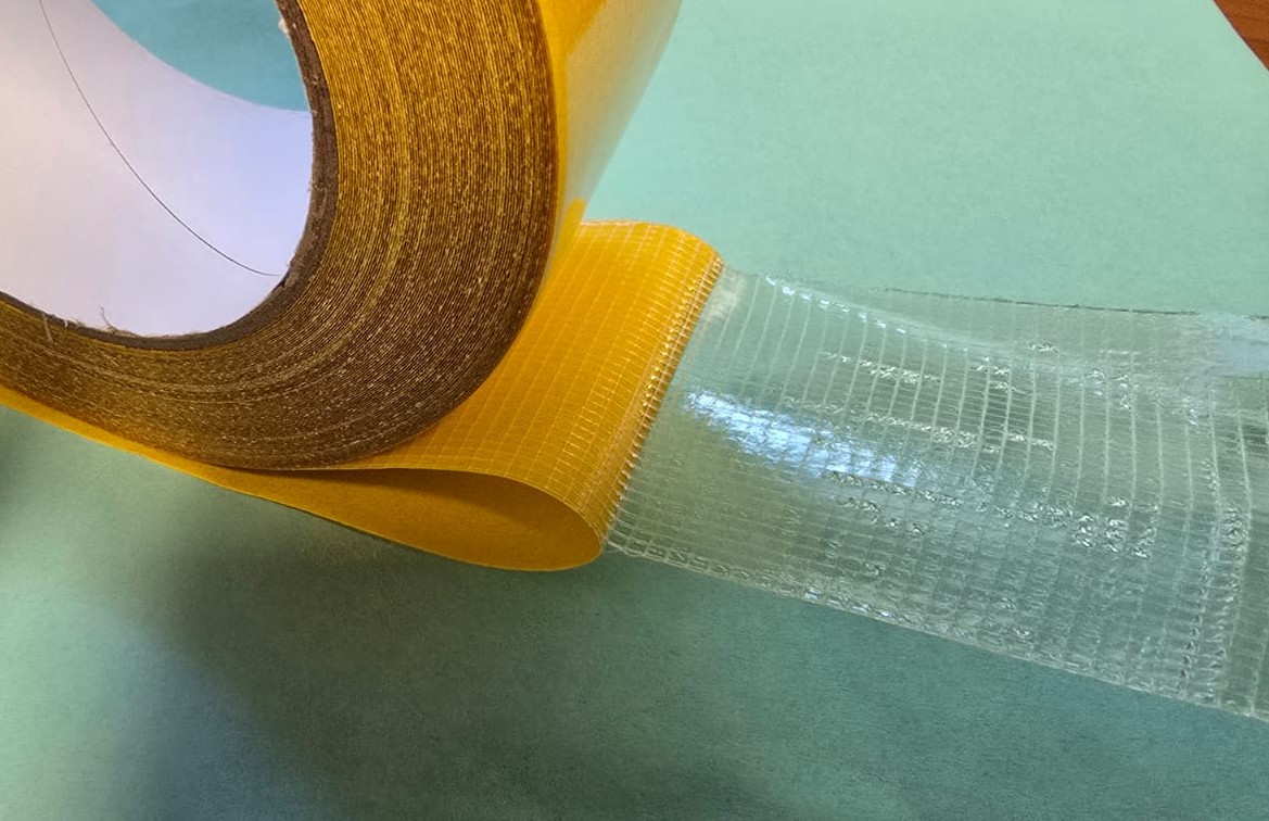 Cinta doble faz de tela (cloth) hot-melt – 48mm×25m (DCHS200) - Imagen 2